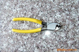 五金工具 現(xiàn)代生活中不可或缺的實用利器